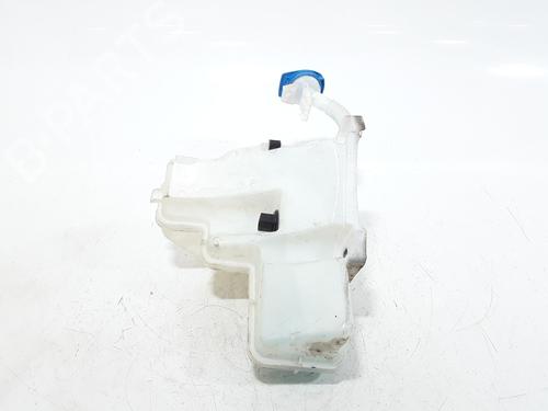 Used Windscreen washer tank VW POLO VI (AW1, BZ1, AE1) 1.0 TSI (95 hp) 25202198