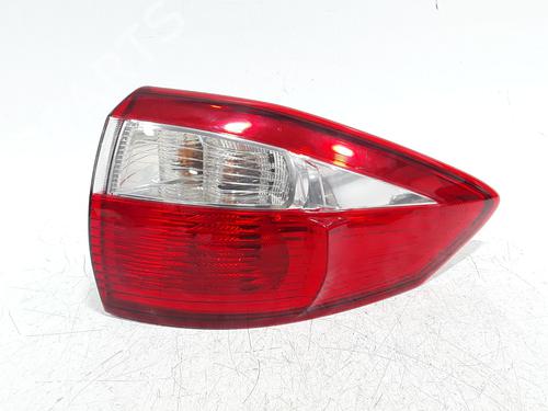 Feu arrière droit FORD C-MAX II (DXA/CB7, DXA/CEU) 1.6 TDCi (115 hp) 31366125