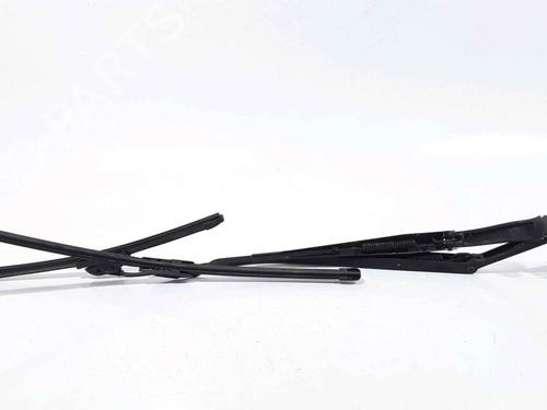 Used Front windshield wiper arm HYUNDAI TUCSON (JM) 2.0 CRDi All-wheel Drive (140 hp) 25202622