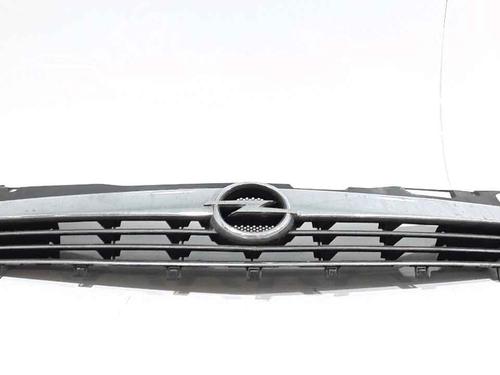 Used Grille OPEL ASTRA H (A04) [2004-2014]  25167820