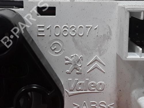 Climate control PEUGEOT 208 I (CA_, CC_) 1.2 VTi 68 / PureTech 68 | BP28207397I5