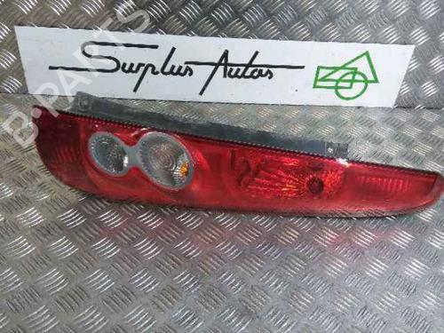 Høyre baklys FORD FIESTA V (JH_, JD_) 1.25 16V (75 hp) 25193577