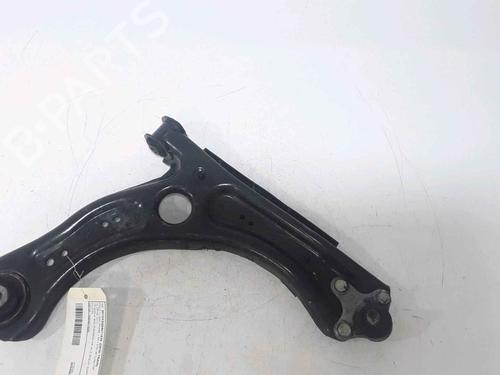 Draagarm rechts voor VW POLO VI (AW1, BZ1, AE1) 1.6 TDI (95 hp) 25195784