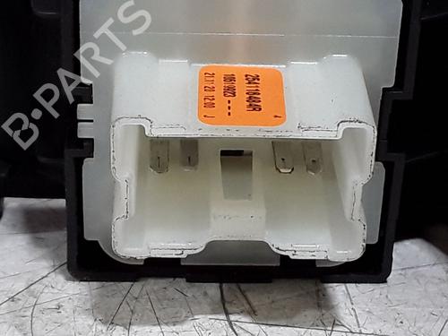 Switch RENAULT TWINGO III (BCM_, BCA_) 1.0 SCe 65 (BCMJ) | BP32332129I30