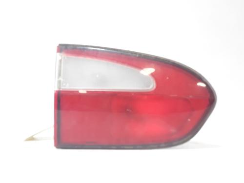 Feu de coffre gauche HYUNDAI H100 Bus (P) 2.4 (114 hp) 25187702