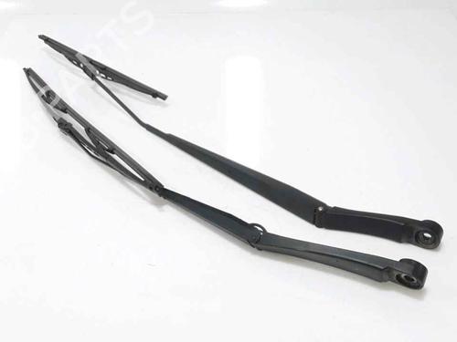 Used Front windshield wiper arm NISSAN MICRA IV (K13K, K13KK) 1.2 (80 hp) 25202493