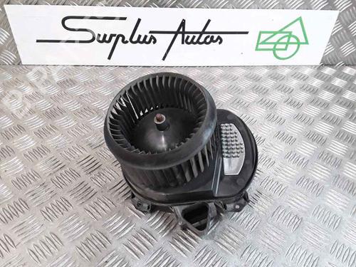 Used Heater blower motor MERCEDES-BENZ GLA-CLASS (X156) GLA 200 CDI / d (156.908) (136 hp) 25185250