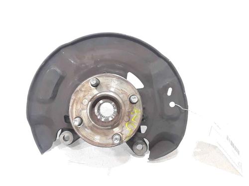 Used Left front steering knuckle TOYOTA YARIS (_P9_) 1.33 VVT-i (NSP90_, NSP90R) (100 hp) 25198539