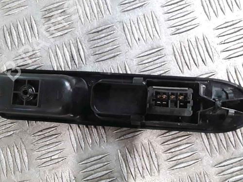 Right front window switch PEUGEOT 307 (3A/C) 1.6 HDi | BP25190962I26 
