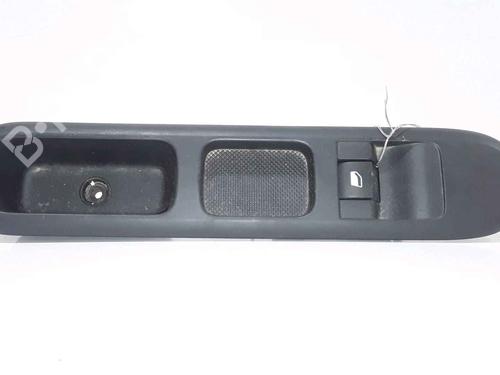 Used Right front window switch PEUGEOT 5008 (0U_, 0E_) 1.6 HDi (114 hp) 25191355
