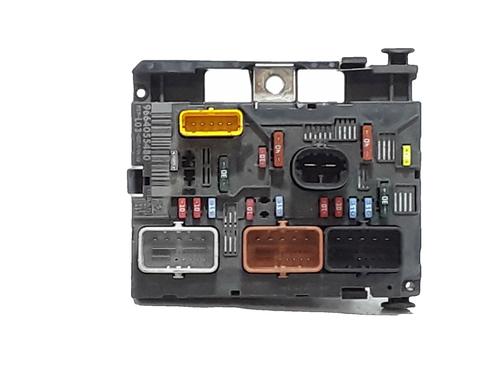 Used Fuse box Fuse box 39540275 39540275