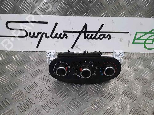 Used Climate control DACIA SANDERO II 1.5 dCi 75 / Blue dCi 75 (B8JW, B8M4, B8AH, B8M7, B8M6) (75 hp) 25170076