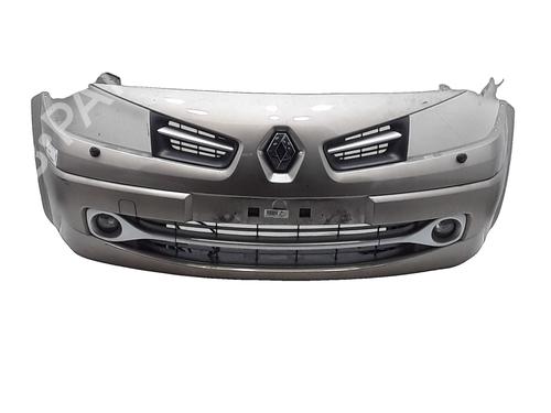 Used Front bumper RENAULT MEGANE II Coupé-Cabriolet (EM0/1_) 1.6 16V (112 hp) 32284244