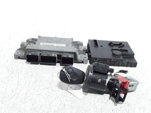 Used Electronic module RENAULT TWINGO II (CN0_) 1.2 16V (CN04, CN0B) (75 hp) 32149885