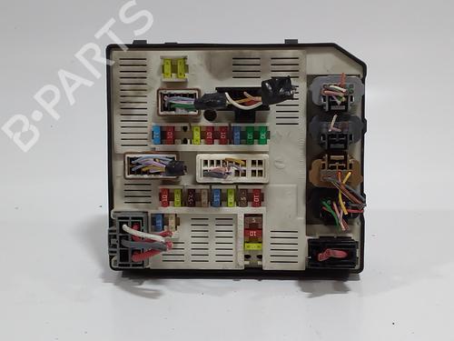 Used Fuse box Fuse box RENAULT MEGANE III Hatchback (BZ0/1_, B3_) 1.5 dCi (BZ09, BZ0D, BZ1W, BZ29, BZ14) (110 hp) 33858407 33858407