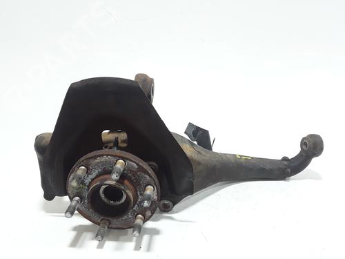 Used Left front steering knuckle NISSAN NAVARA NP300 (D40) 2.5 dCi 4WD (171 hp) 25198568