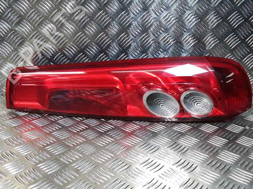 Used Right taillight FORD FIESTA V (JH_, JD_) 1.4 TDCi (68 hp) 25193481