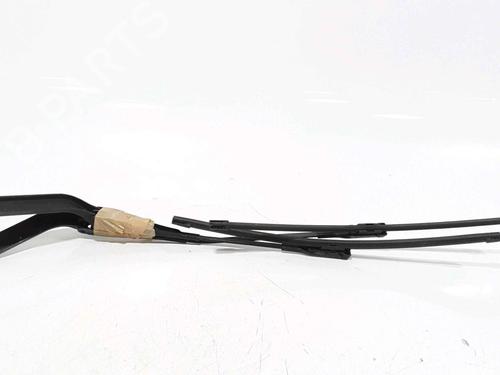 Used Front windshield wiper arm BMW 1 (E87) 118 d (143 hp) 25202350