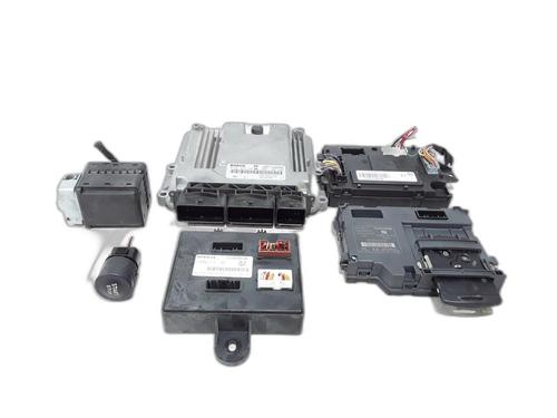 Used Electronic module RENAULT CLIO IV Grandtour (KH_) 1.5 dCi 90 (KHN3, KHN4) (90 hp) 30915666