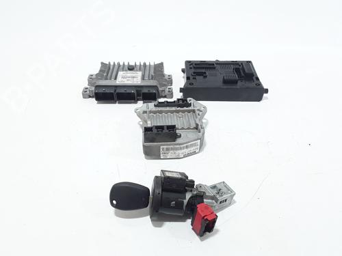 Used Electronic module RENAULT CLIO III (BR0/1, CR0/1) 1.5 dCi (75 hp) 25176214