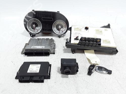 Used Electronic module Electronic module MERCEDES-BENZ A-CLASS (W176) A 180 CDI / d (176.012) (109 hp) 33726883 33726883