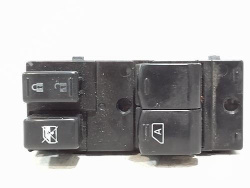 switch-nissan-micra-iv-k13k-k13kk-2010-31663919 main image