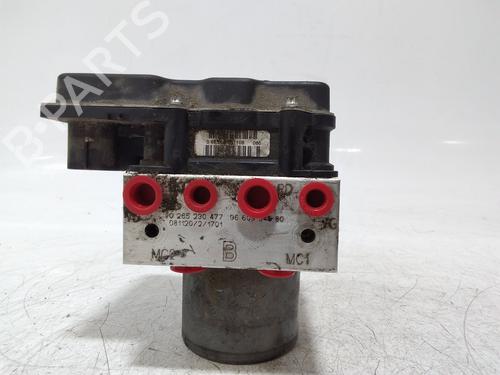 Módulo de ABS CITROËN C4 Picasso I MPV (UD_) 1.6 HDi (109 hp) 30865707