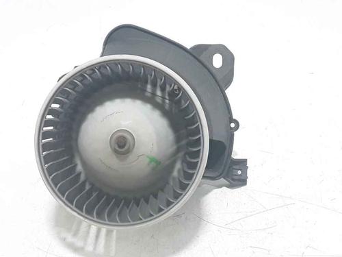 Used Heater blower motor FIAT GRANDE PUNTO (199_) 1.4 (199AXB11, 199AXB1A, 199BXB1A, 199AXL1A) (77 hp) 25185208
