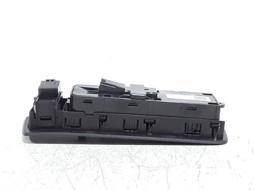 Switch VOLVO V40 Hatchback (525) D2 | BP38158892I30 - Image 4