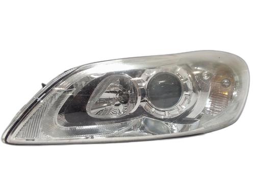 Used Left headlight VOLVO C30 (533) D3 (150 hp) 30865676