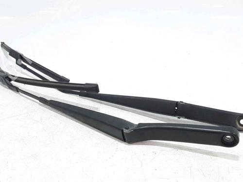 Used Front windshield wiper arm VW GOLF V (1K1) 1.9 TDI (90 hp) 25202262