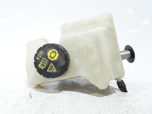 Used Brake master cylinder VW POLO VI (AW1, BZ1, AE1) 1.0 (65 hp) 28363961