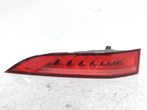 left-taillight-jaguar-f-pace-x761-2015-32376137 main image