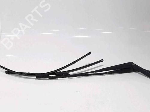Used Front windshield wiper arm PEUGEOT 308 I (4A_, 4C_) 1.4 16V (95 hp) 25202483