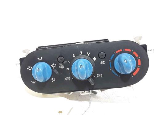 Commande Chauffage RENAULT TWINGO II (CN0_) 1.2 16V (CN04, CN0B) (75 hp) 25170129