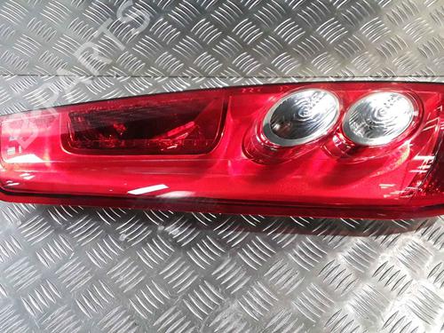 Used Left taillight FORD FIESTA V (JH_, JD_) 1.4 TDCi (68 hp) 25187355