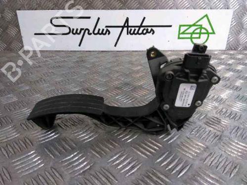 Used Pedal RENAULT TWINGO III (BCM_, BCA_) 1.0 SCe 70 (71 hp) 25190254