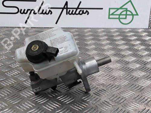 Brake master cylinder VW GOLF VI (5K1) 1.6 TDI | BP25165631M77 