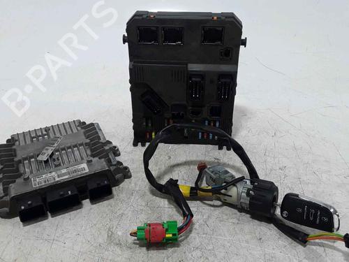 Used Engine control unit (ECU) PEUGEOT 1007 (KM_) 1.4 HDi (68 hp) 25195271