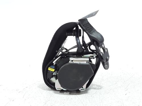 front-left-seatbelt-renault-clio-iv-bh_-2012-2013-2014-2015-2016-2017-2018-2019-2020-2021-33458758 main image