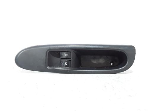 Commutateur RENAULT CLIO II (BB_, CB_) [1998-2016]  28527211