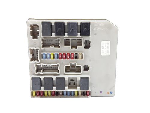 Used Fuse box Fuse box 37686110 37686110