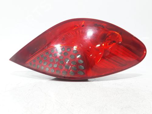 Used Right taillight PEUGEOT 207 (WA_, WC_) 1.4 HDi (68 hp) 28527233