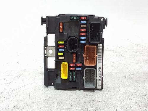 fuse-box-citroen-c3-ii-sc_-2009-40464039 main image
