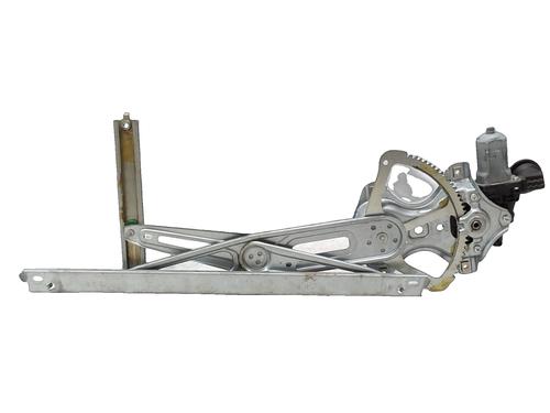 Used Front right window mechanism Front right window mechanism TOYOTA YARIS (_P13_) 1.5 Hybrid (NHP130_) (101 hp) 34104998 34104998