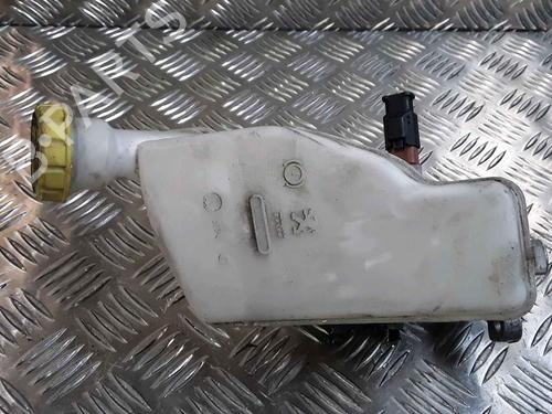 Used Brake master cylinder PEUGEOT 208 I (CA_, CC_) 1.6 HDi (92 hp) 25165910