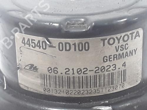 ABS pump TOYOTA YARIS (_P13_) 1.3 (NSP130_, NSP130) | BP25767067M43 