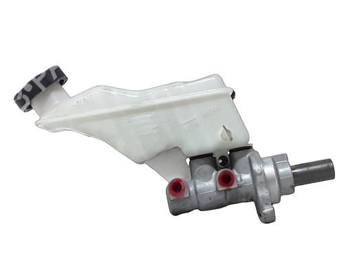Used Brake master cylinder Brake master cylinder KIA SPORTAGE IV (QL, QLE) 1.7 CRDi (141 hp) 33726794 33726794