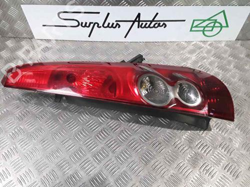 Used Right taillight FORD FIESTA V (JH_, JD_) 1.4 TDCi (68 hp) 25193351