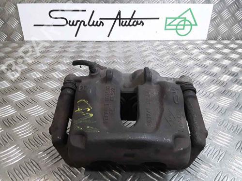 Used Right front brake caliper RENAULT TRAFIC II Van (FL) 1.9 dCi 100 (FL0C) (101 hp) 25163949